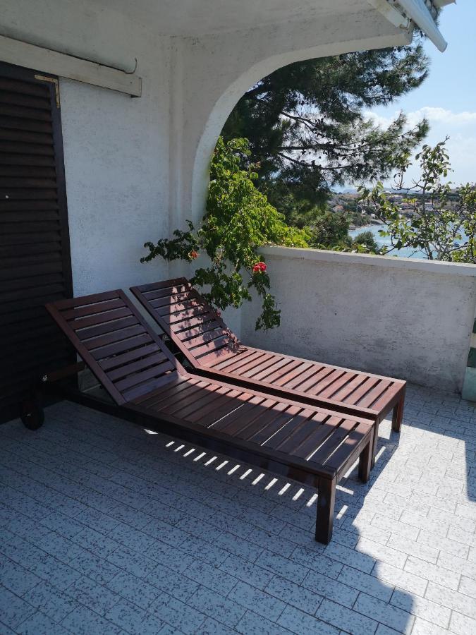 Apartments Bassi Stara Baška Kültér fotó