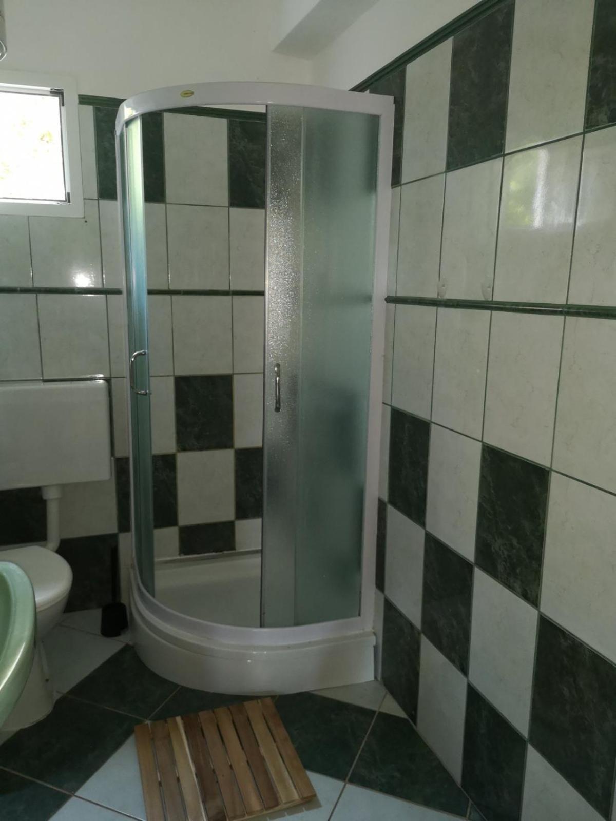 Apartments Bassi Stara Baška Kültér fotó