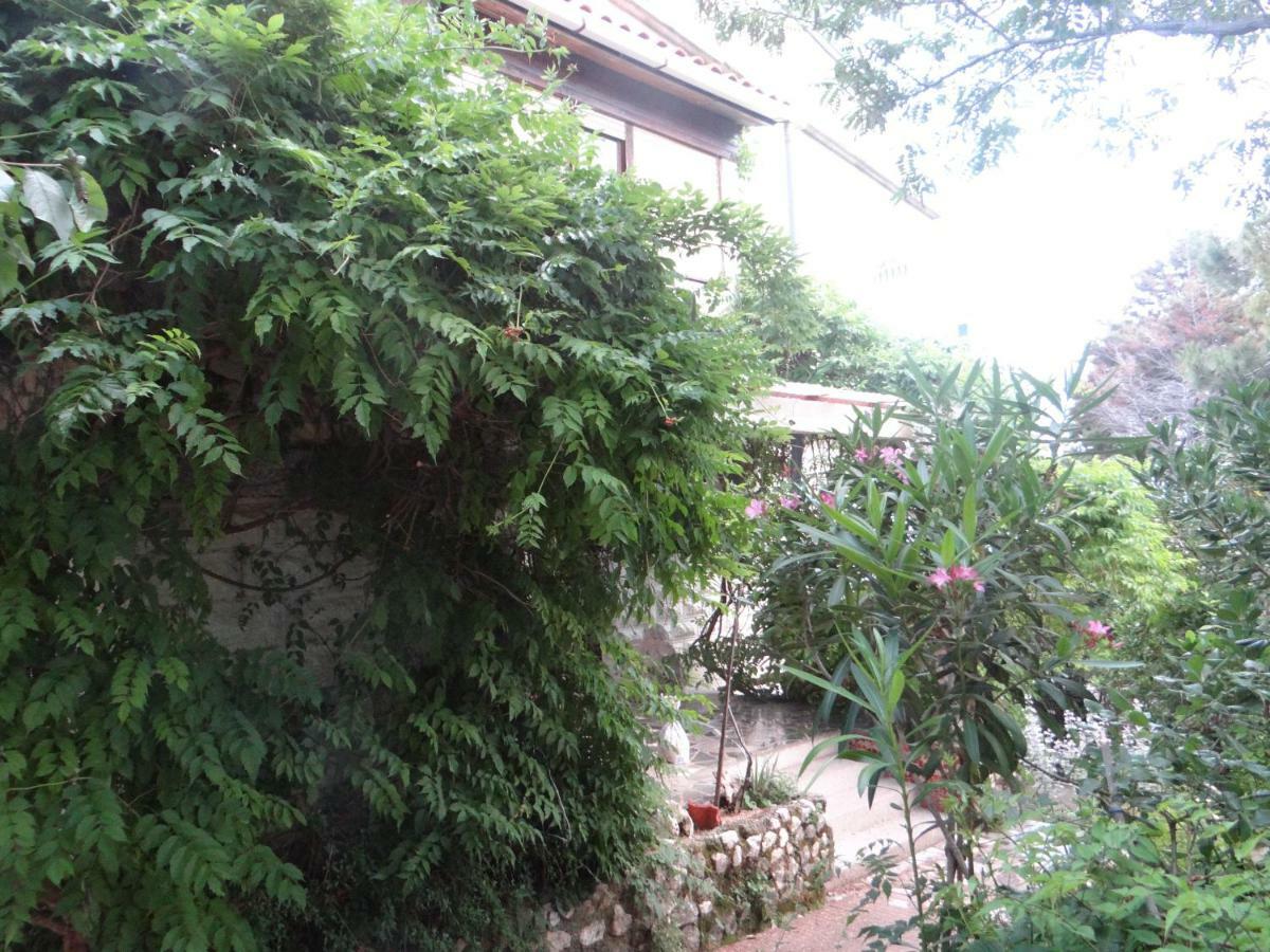 Apartments Bassi Stara Baška Kültér fotó